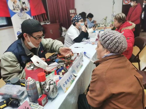 科技助老，智慧便民——仙霞慧生活學雷鋒活動獲居民點贊